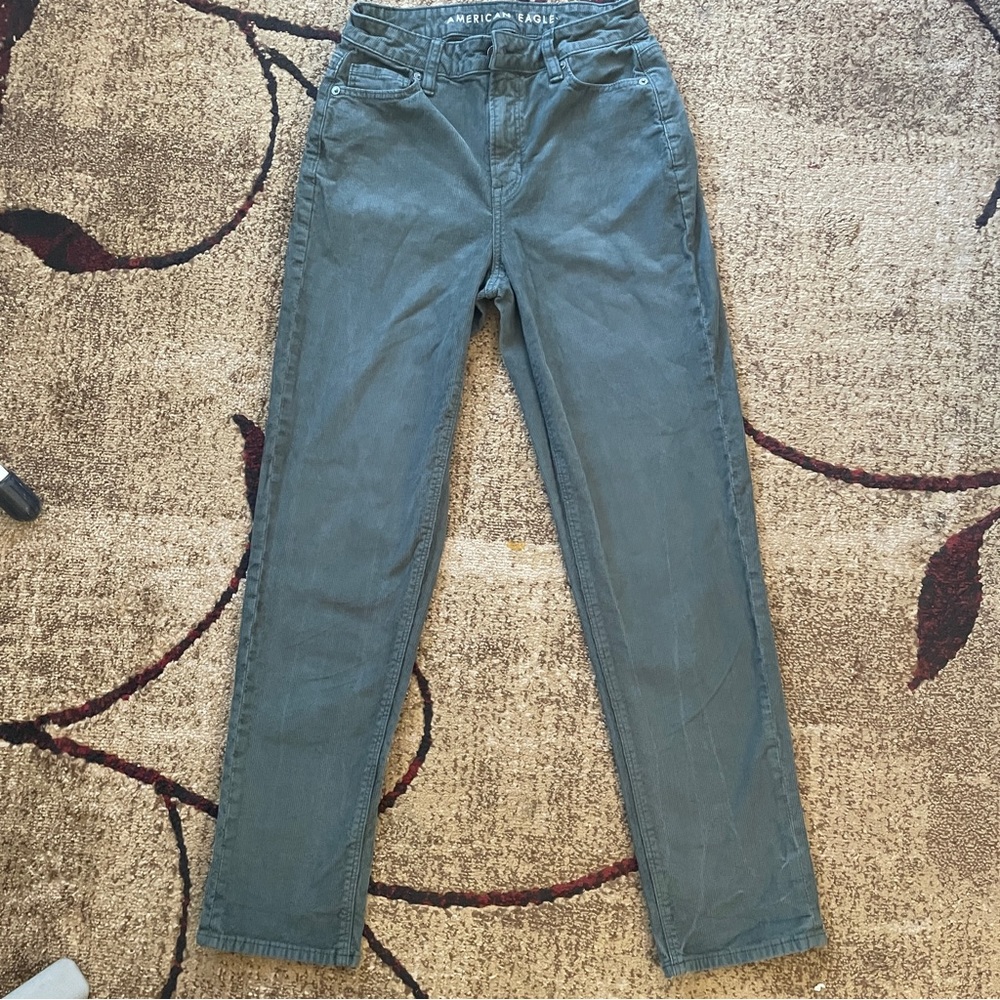 American Eagle mom straight jean corduroy